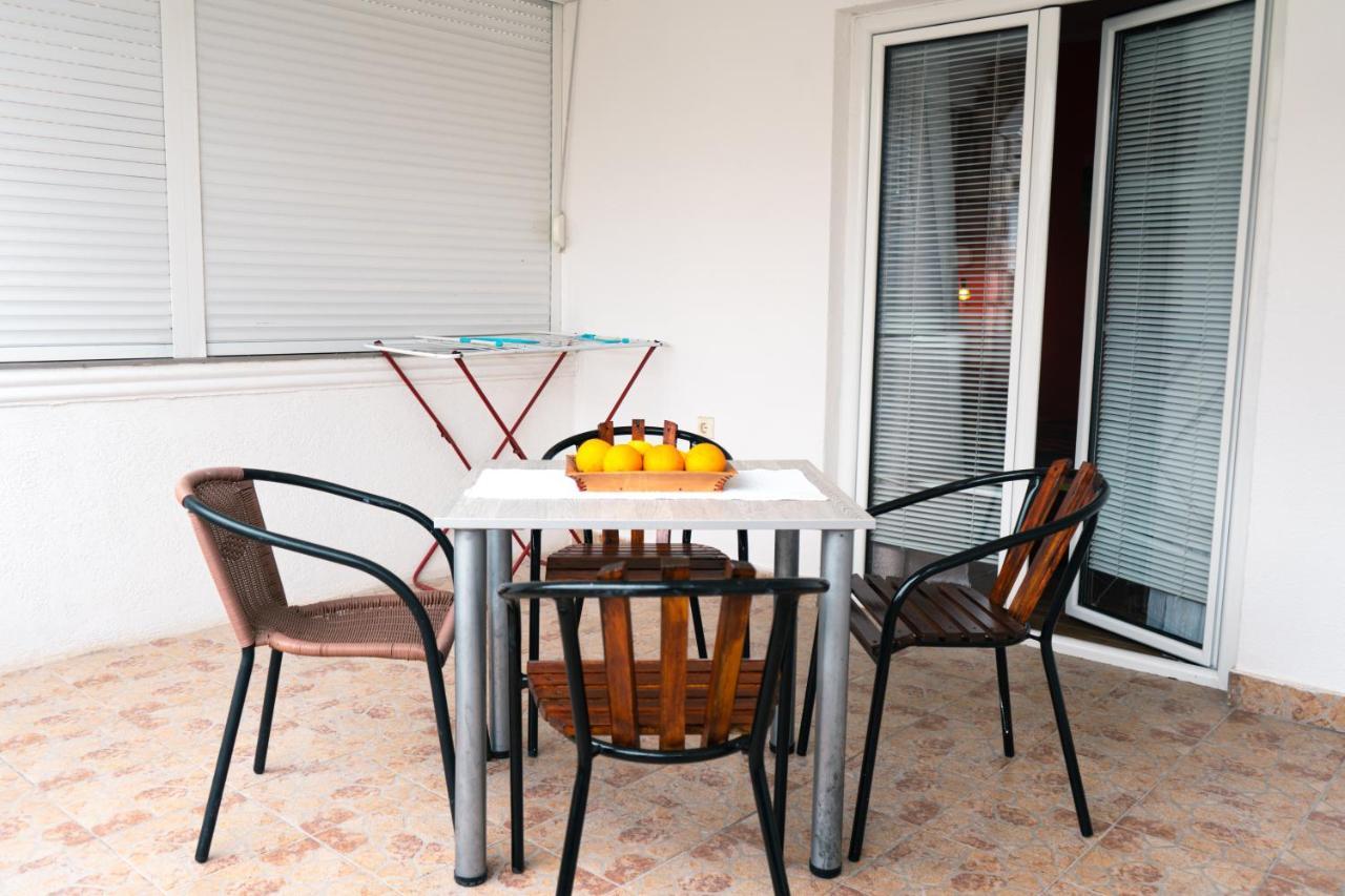 Apartments Marijana Тиват Екстериор снимка