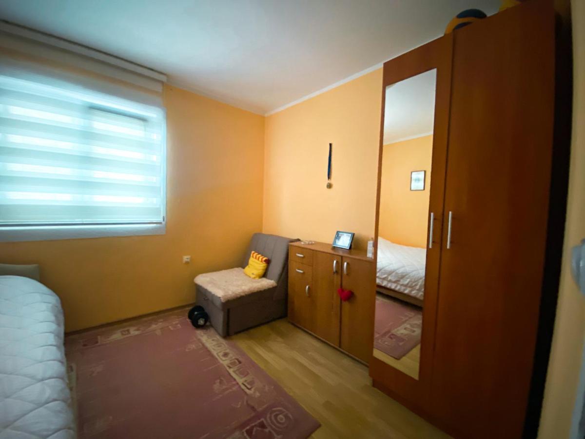 Apartments Marijana Тиват Екстериор снимка