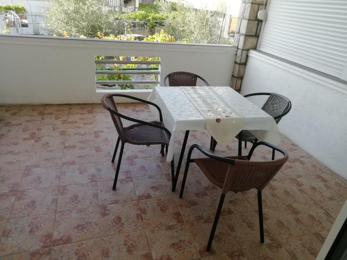 Apartments Marijana Тиват Екстериор снимка